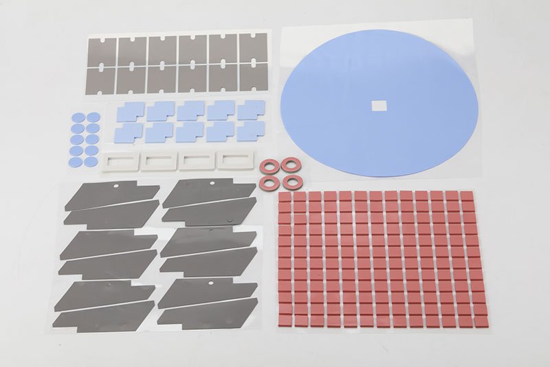 導(dǎo)熱絕緣片與導(dǎo)熱膏對(duì)比：關(guān)鍵差異